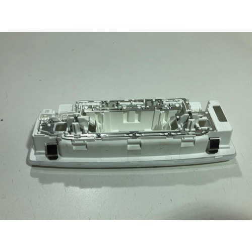 Luz De Teto Cortesia Nissan Kicks 2016-2018 Original