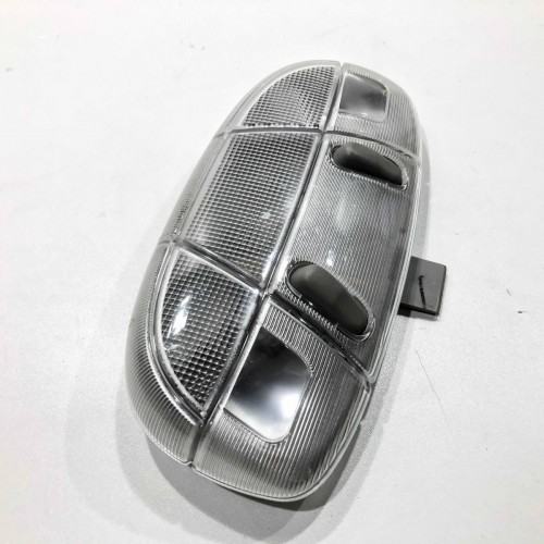 Luz Cortesia Ford Fusion 2005/2009 Original