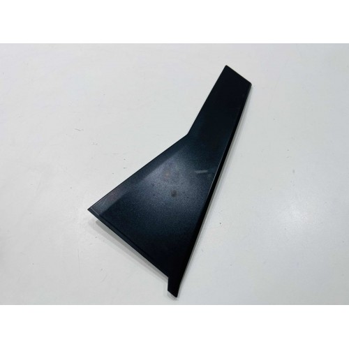 Moldura Externa Porta Traseira Esquerda Honda Cr-v 2012/15