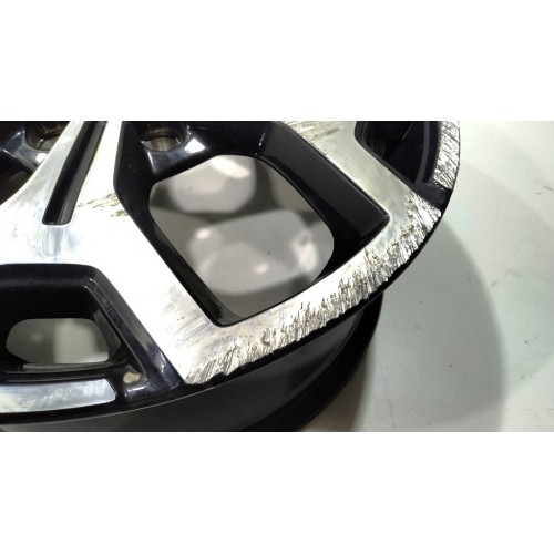 Roda 17 Original Renault Captur 2023 C/detalhe A83