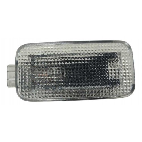 Luz Cortesia Porta Malas Toyota Corolla Cross 2025