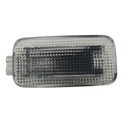 Luz Cortesia Porta Malas Toyota Corolla Cross 2025